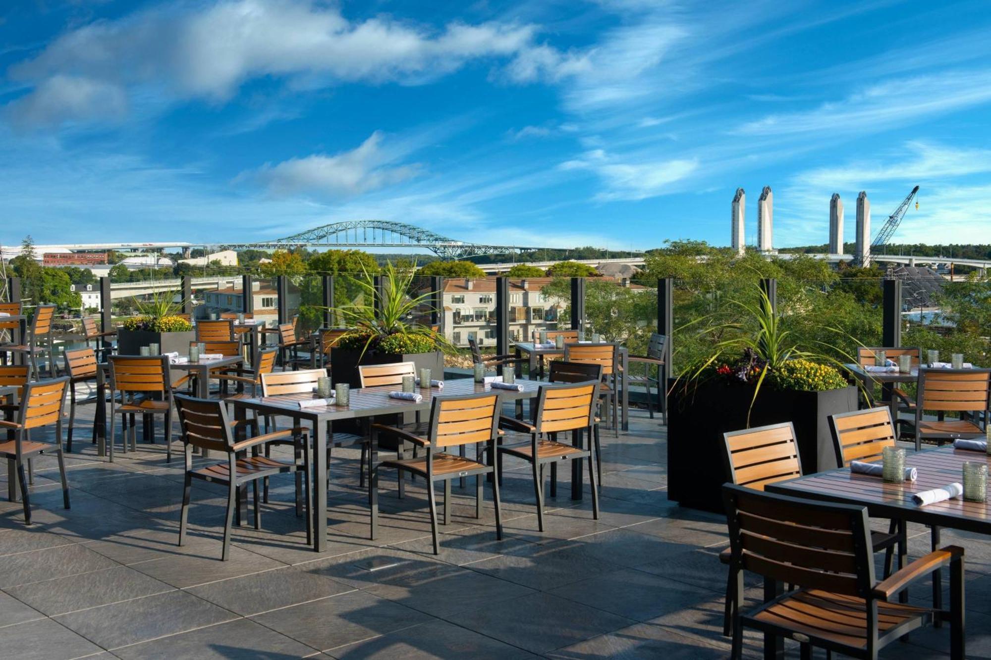 Ac Hotel By Marriott Portsmouth Downtown/Waterfront Extérieur photo