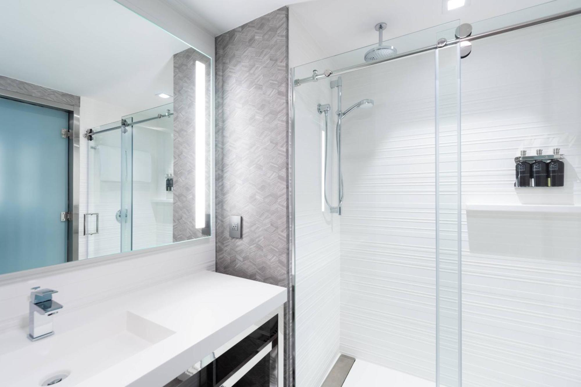 Ac Hotel By Marriott Portsmouth Downtown/Waterfront Extérieur photo