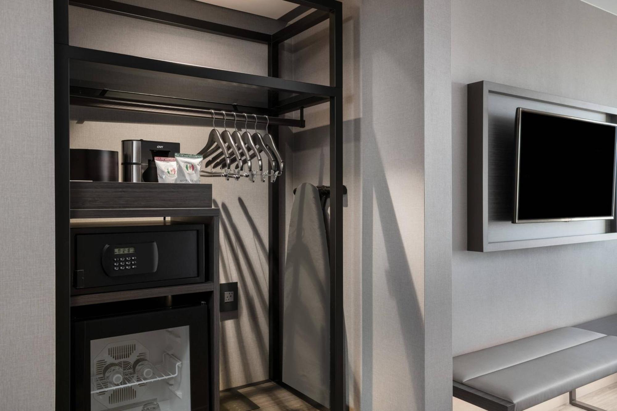 Ac Hotel By Marriott Portsmouth Downtown/Waterfront Extérieur photo